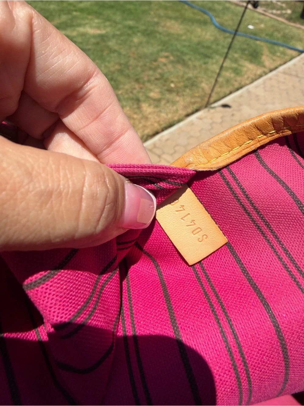 Louis Vuitton Monogram Neverfull GM pivoine